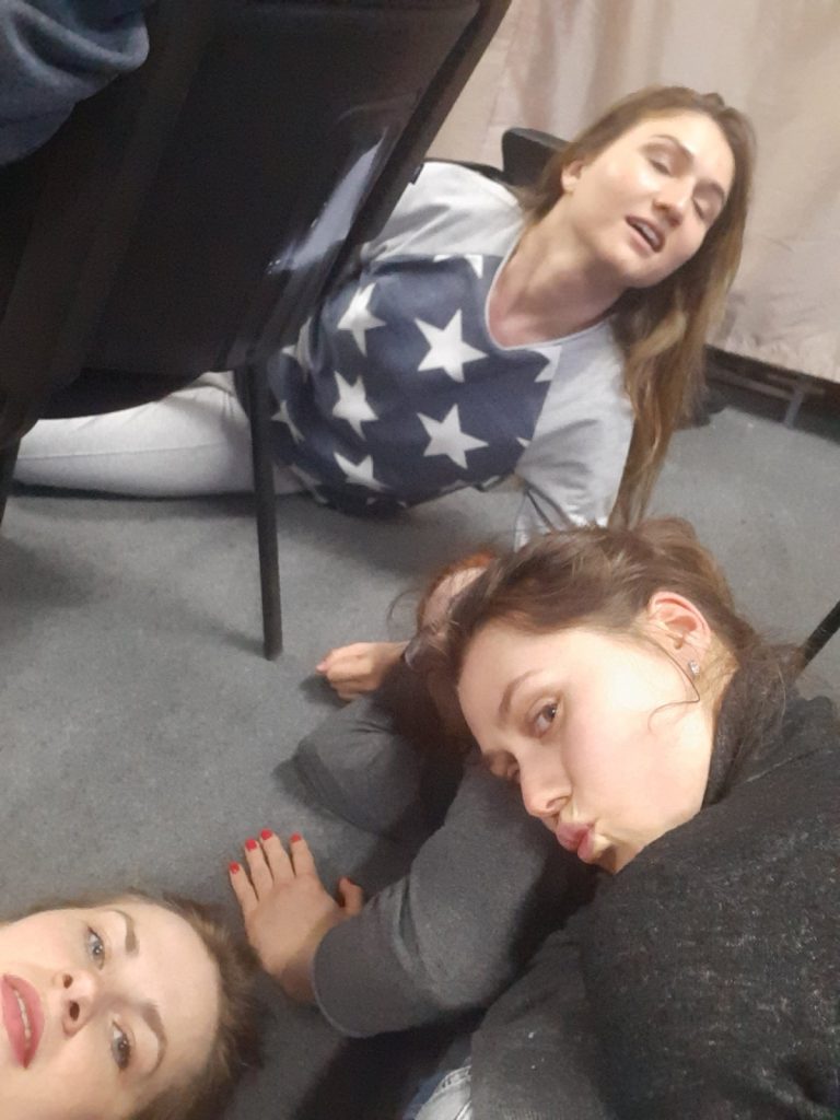 Title: MSDI.BY - Актерское мастерство в Минске, Актерские курсы в Минске, Театр в Минске Description: Актерское мастерство в Минске, Театральная студия в Минске, Актерские курсы в Минске, Ораторский курс, Курсы техники речи, курсы в Минске, Онлайн обучение, Обучающая платформа, Театр на Немиге