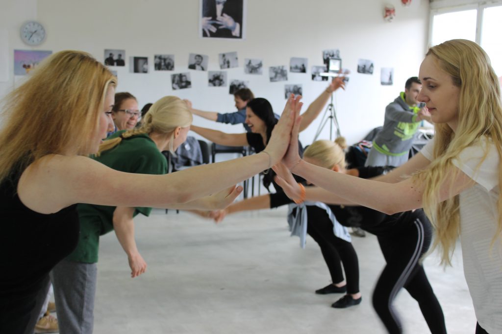 Title: MSDI.BY - Актерское мастерство в Минске, Актерские курсы в Минске, Театр в Минске Description: Актерское мастерство в Минске, Театральная студия в Минске, Актерские курсы в Минске, Ораторский курс, Курсы техники речи, курсы в Минске, Онлайн обучение, Обучающая платформа, Театр на Немиге