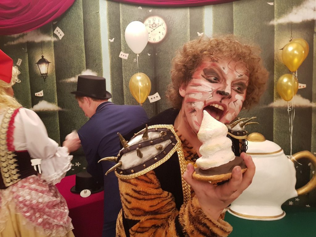 Title: MSDI.BY - Актерское мастерство в Минске, Актерские курсы в Минске, Театр в Минске Description: Актерское мастерство в Минске, Театральная студия в Минске, Актерские курсы в Минске, Ораторский курс, Курсы техники речи, курсы в Минске, Онлайн обучение, Обучающая платформа, Театр на Немиге