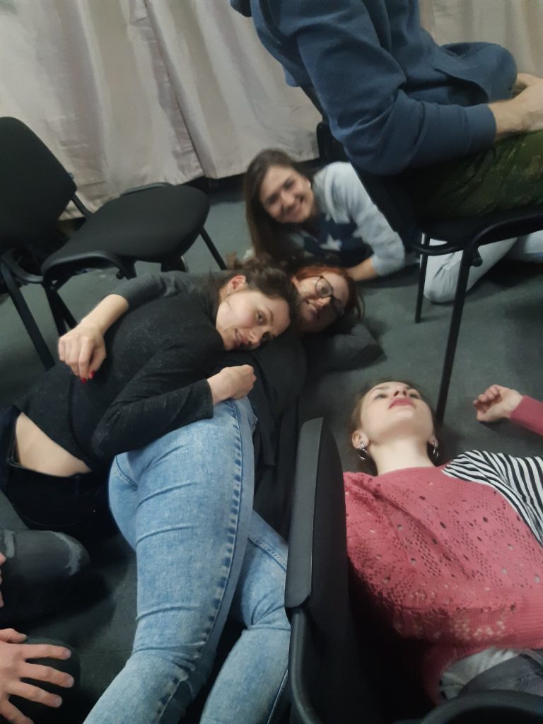 Title: MSDI.BY - Актерское мастерство в Минске, Актерские курсы в Минске, Театр в Минске Description: Актерское мастерство в Минске, Театральная студия в Минске, Актерские курсы в Минске, Ораторский курс, Курсы техники речи, курсы в Минске, Онлайн обучение, Обучающая платформа, Театр на Немиге