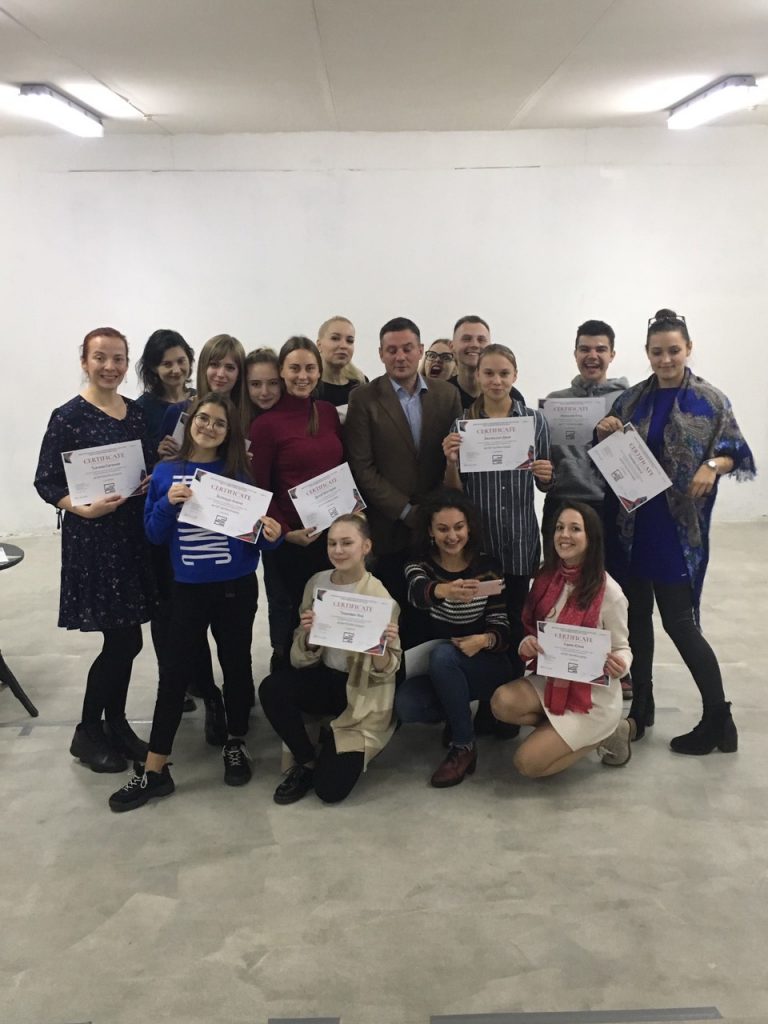 Title: MSDI.BY - Актерское мастерство в Минске, Актерские курсы в Минске, Театр в Минске Description: Актерское мастерство в Минске, Театральная студия в Минске, Актерские курсы в Минске, Ораторский курс, Курсы техники речи, курсы в Минске, Онлайн обучение, Обучающая платформа, Театр на Немиге